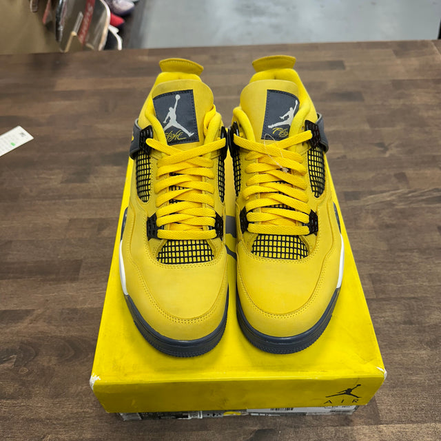 Lightning Jordan 4 (USED)