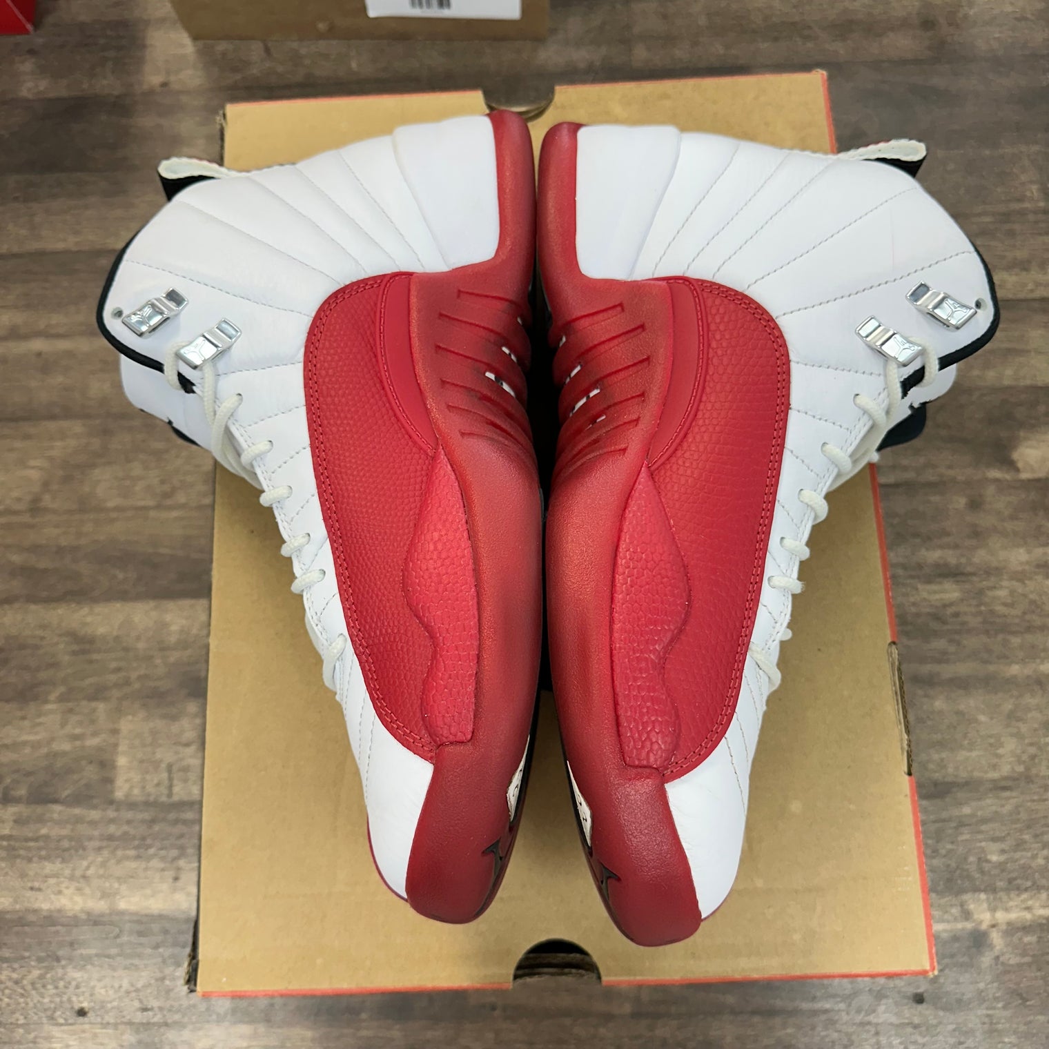 Cherry Jordan 12 Retro (2023) (USED)