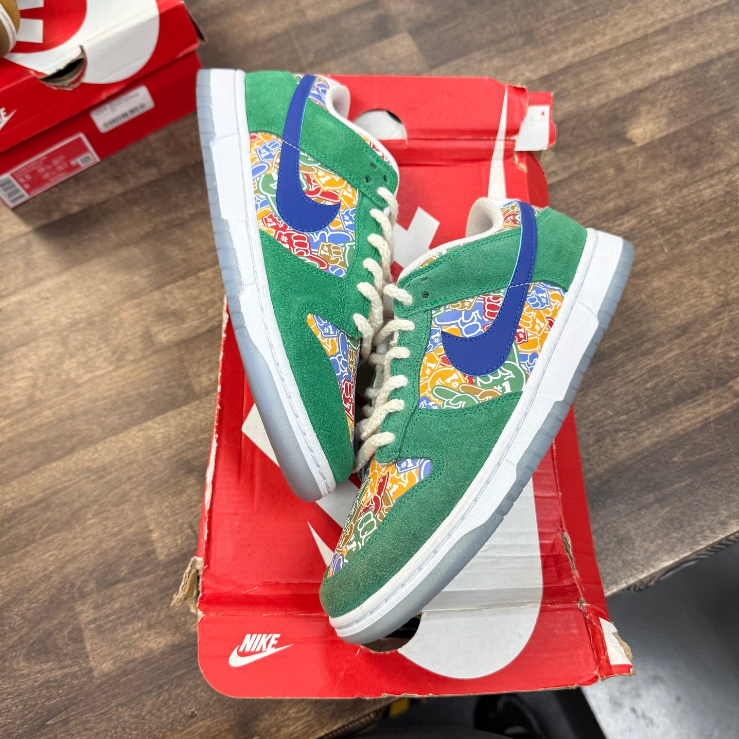 Foam Fingers Dunk Low (USED)