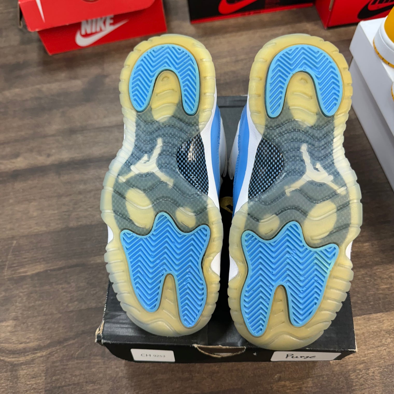 University Blue Jordan 11 Low (GS) (USED)