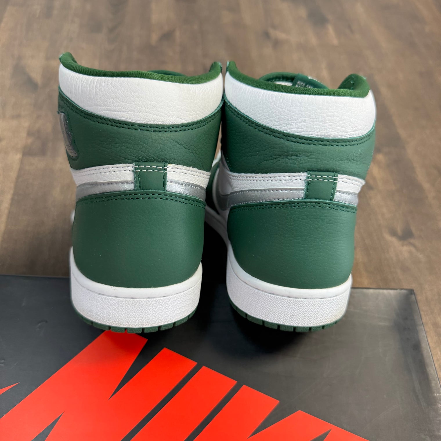 Gorge Green Jordan 1 High (USED)