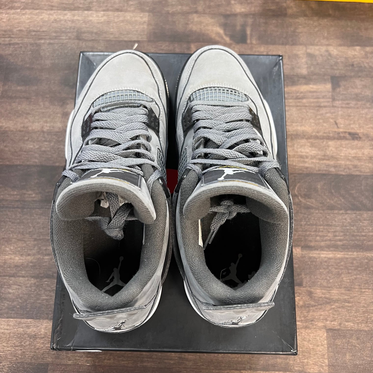 Cool Grey Jordan 4 (USED)