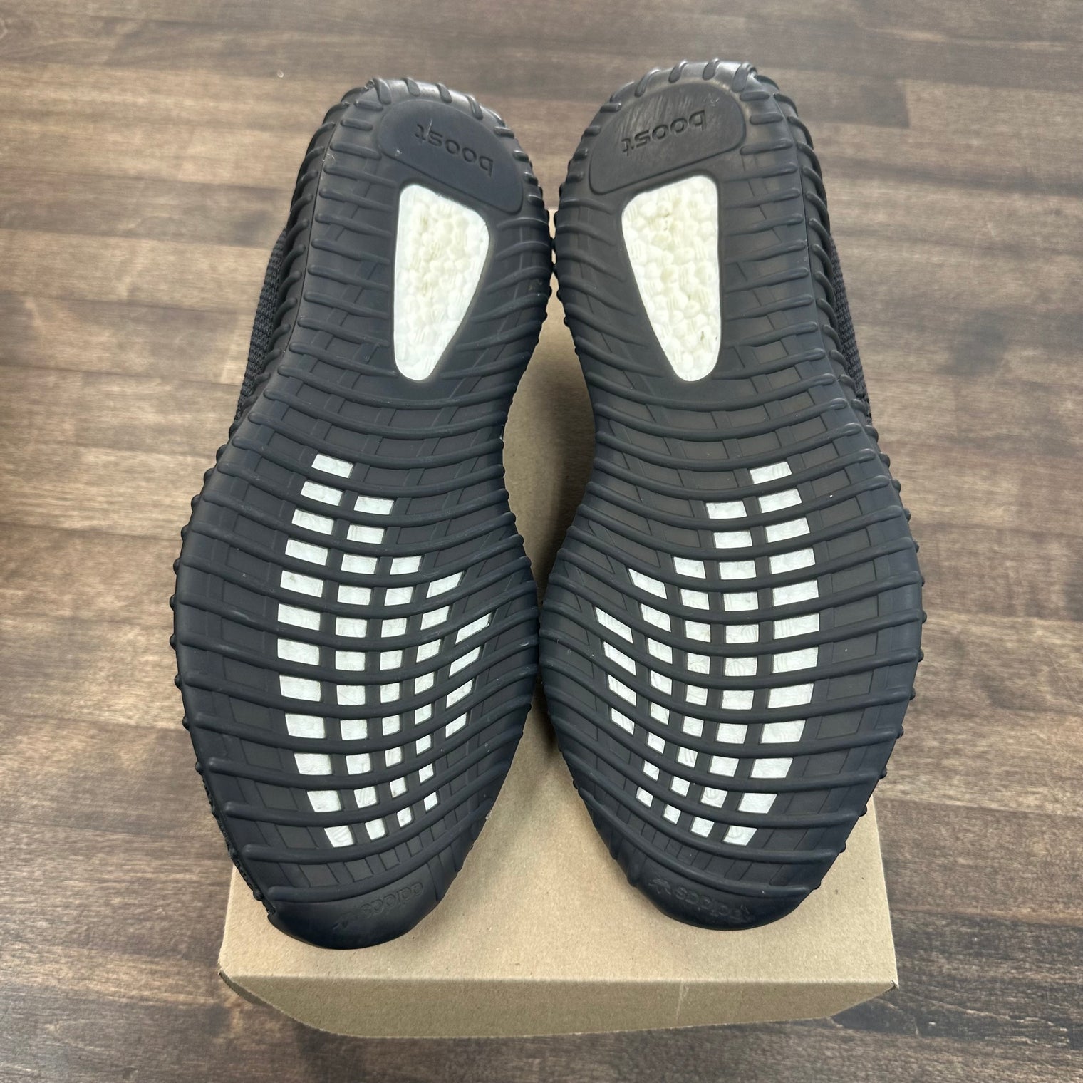 Black Static Yeezy 350 (USED, No Box)