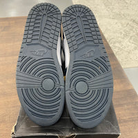 Armory Navy Jordan 1 Mid (USED)