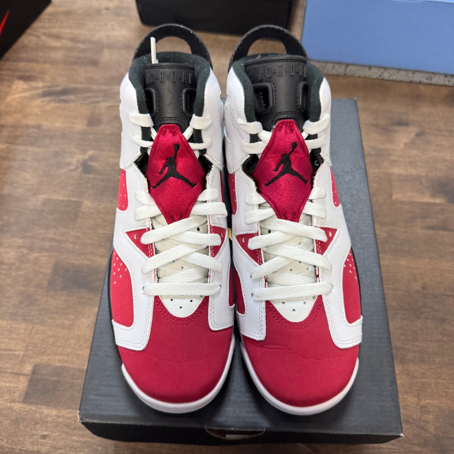 Carmine Jordan 6 Retro (GS) (USED)