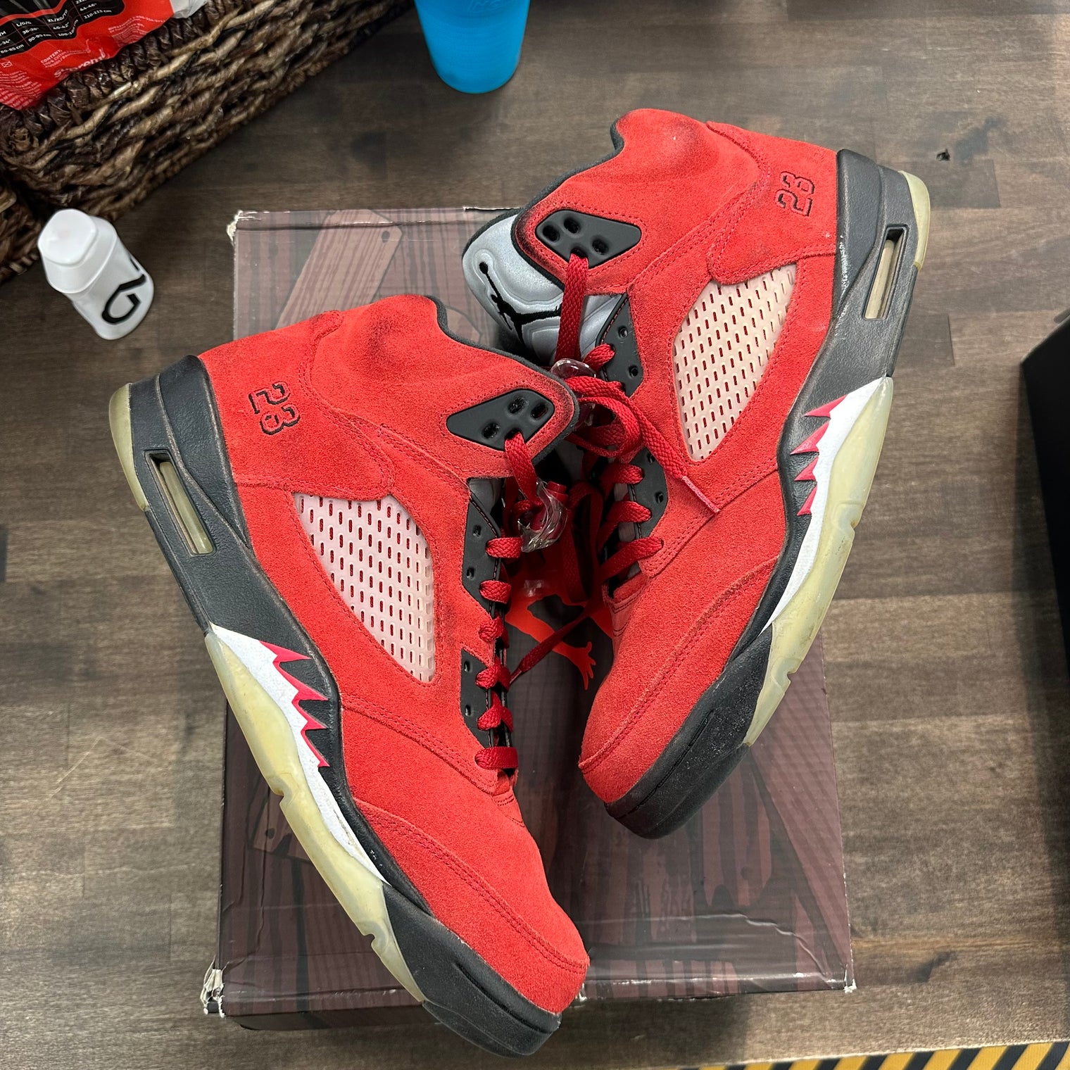 Raging Bull Jordan 5 Retro (USED)