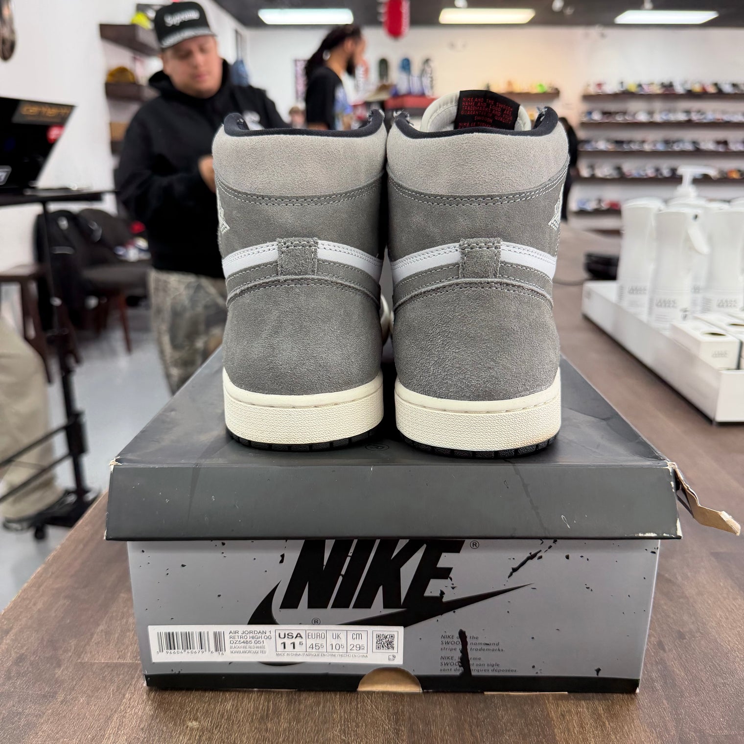 Washed Black Jordan 1 High Retro (USED)