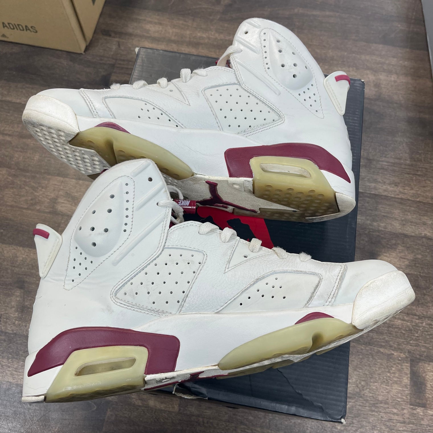 Maroon Jordan 6 (USED)
