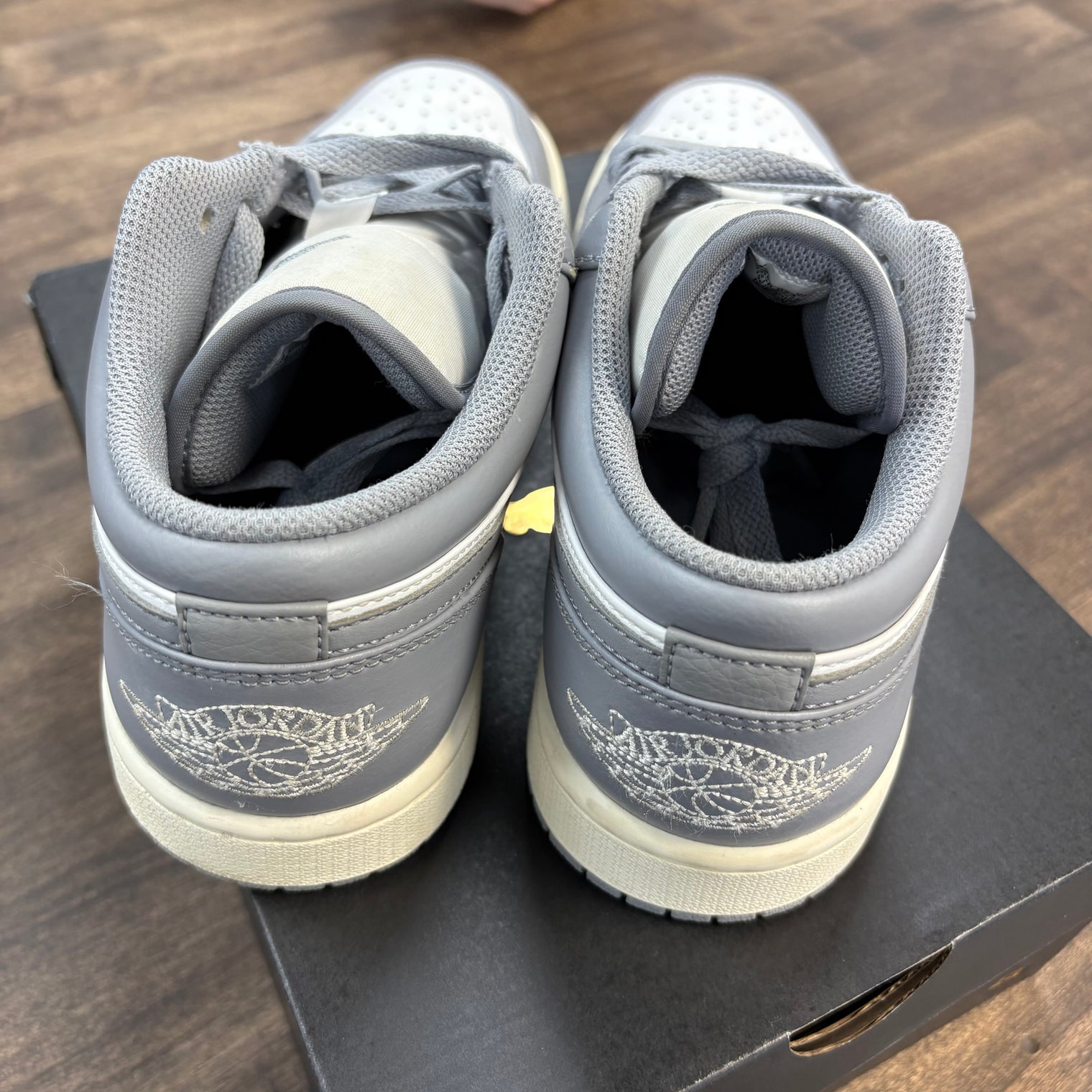 Vintage Stealth Grey Jordan 1 Low (USED)