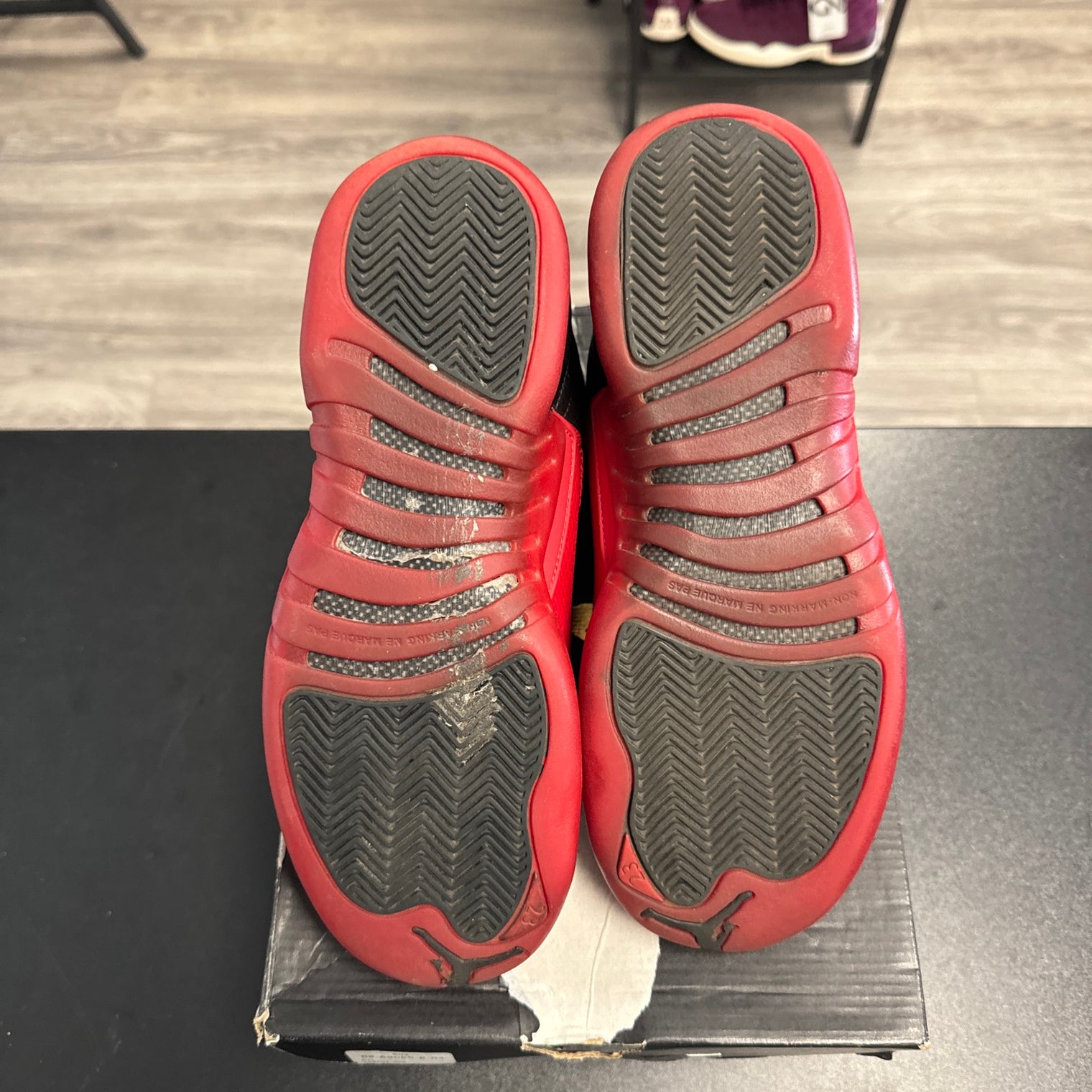 Flu Game Jordan 12 (GS) (USED)