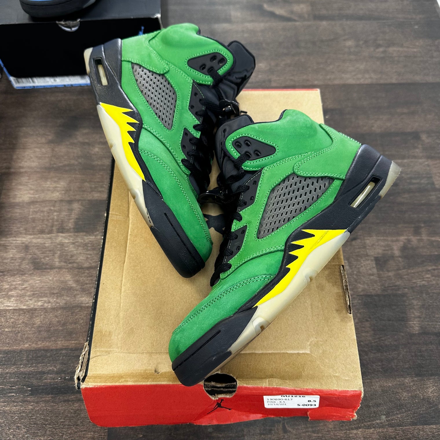 Oregon Green Apple Jordan 5 (USED,No Box)
