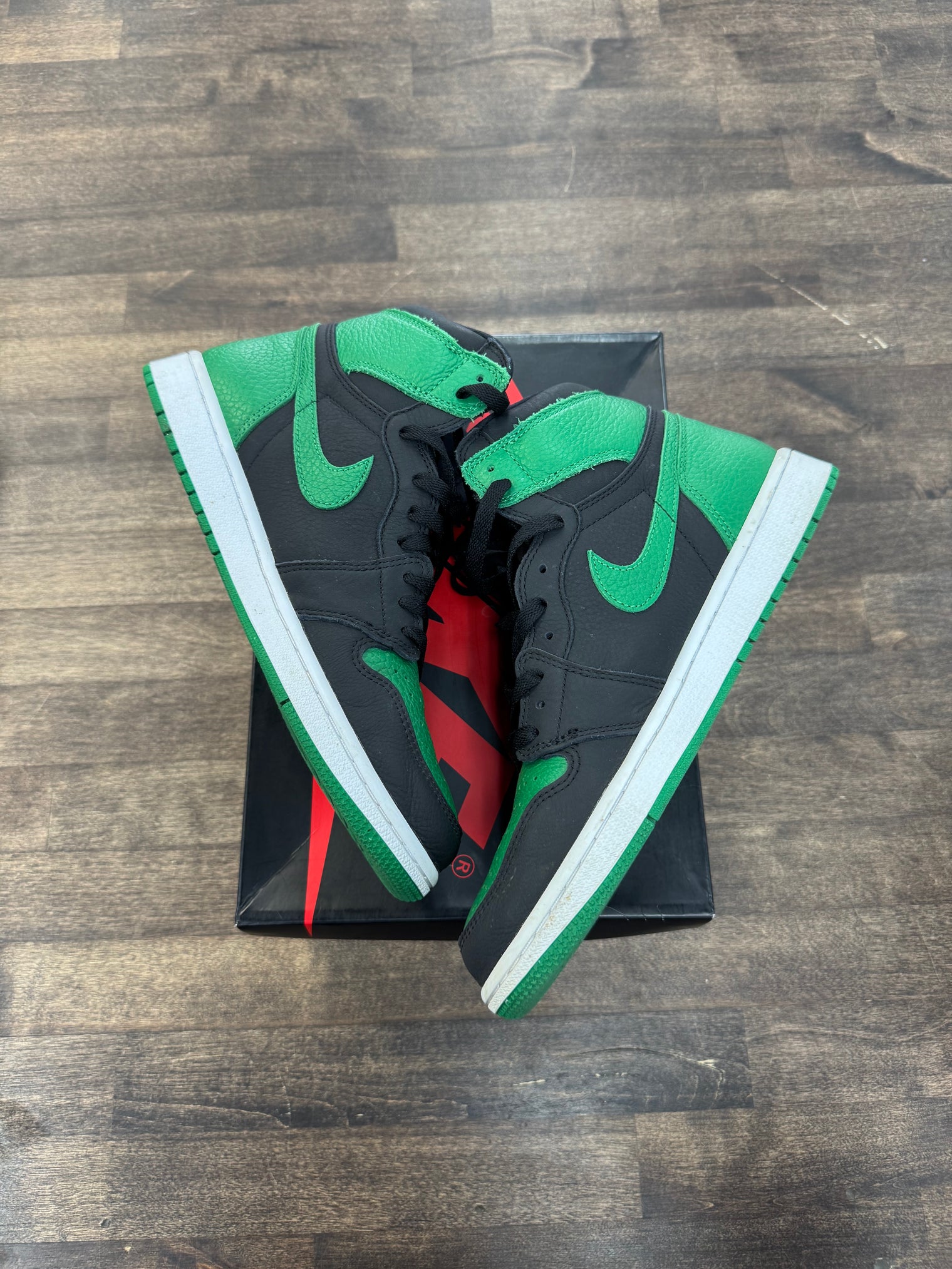 Pine Green 2.0 Jordan 1 High (USED)