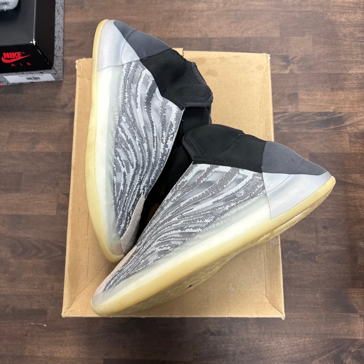 Adidas Quantum Lifestyle Model (USED)