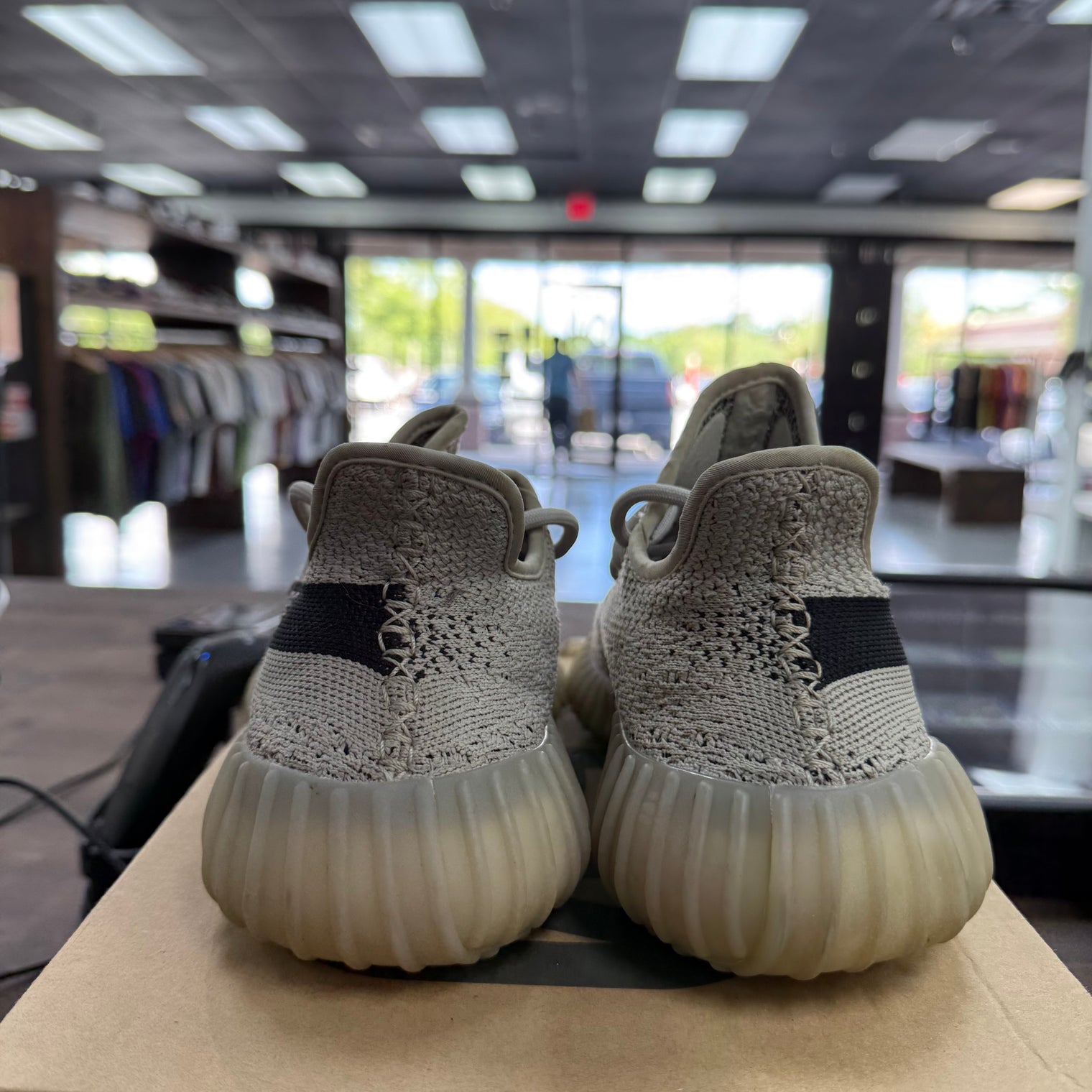 Slate Yeezy 350 (USED)