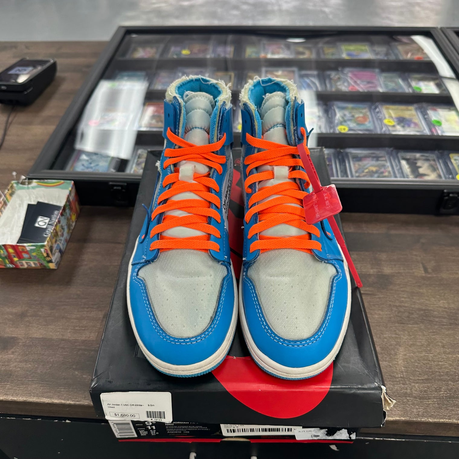 Off-White UNC Jordan 1 High (USED)