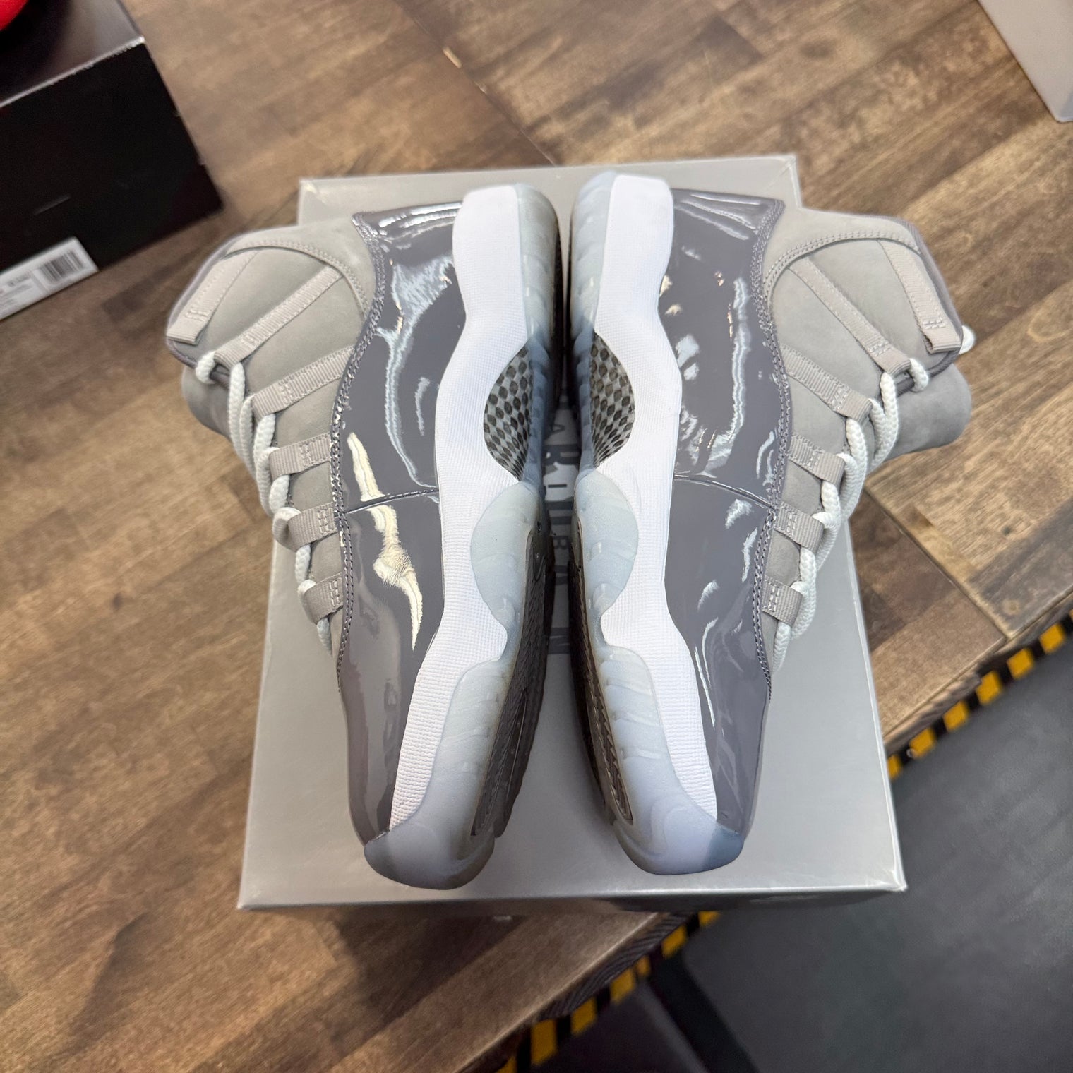 Cool Grey Jordan 11 Retro (2021) (USED)