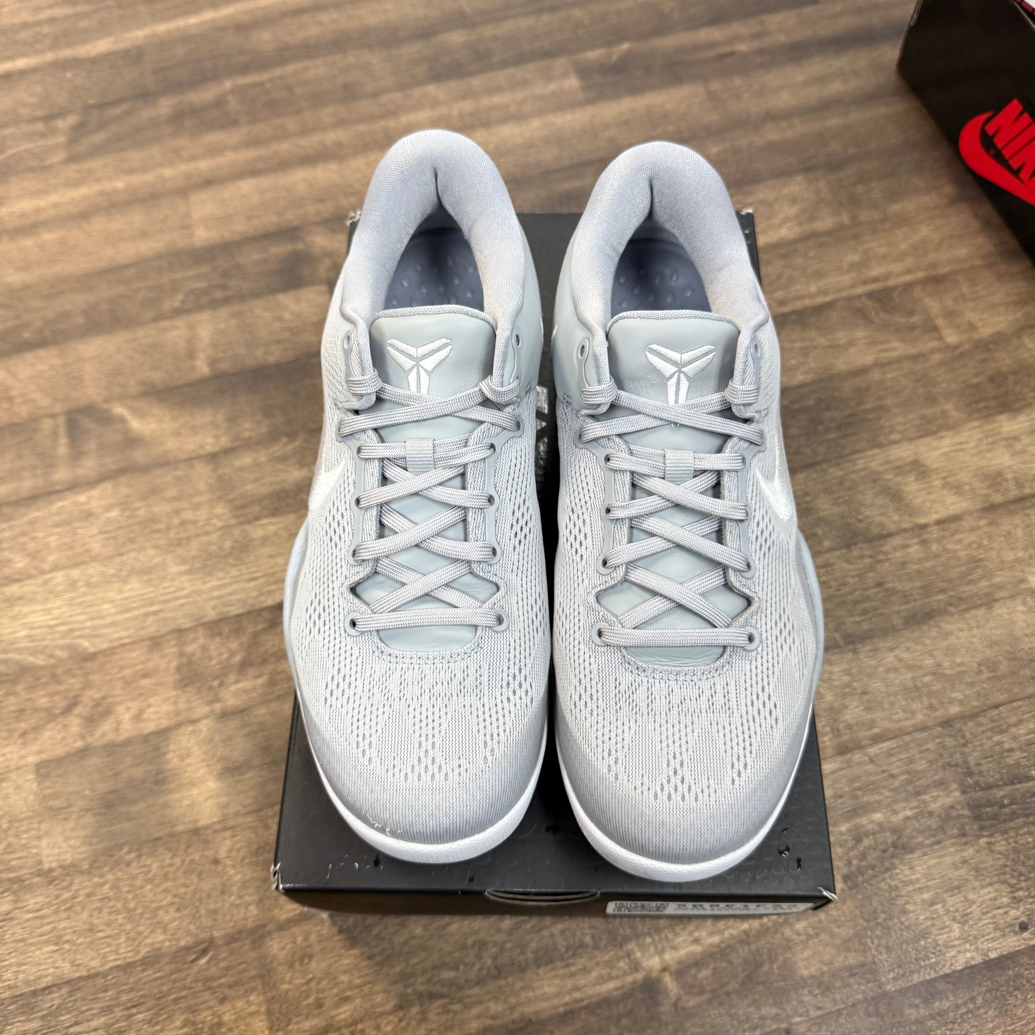 Nike Kobe 8 Protro Wolf Grey (US 8) (USED) Size 8 (Pre-Owned) - Image 2