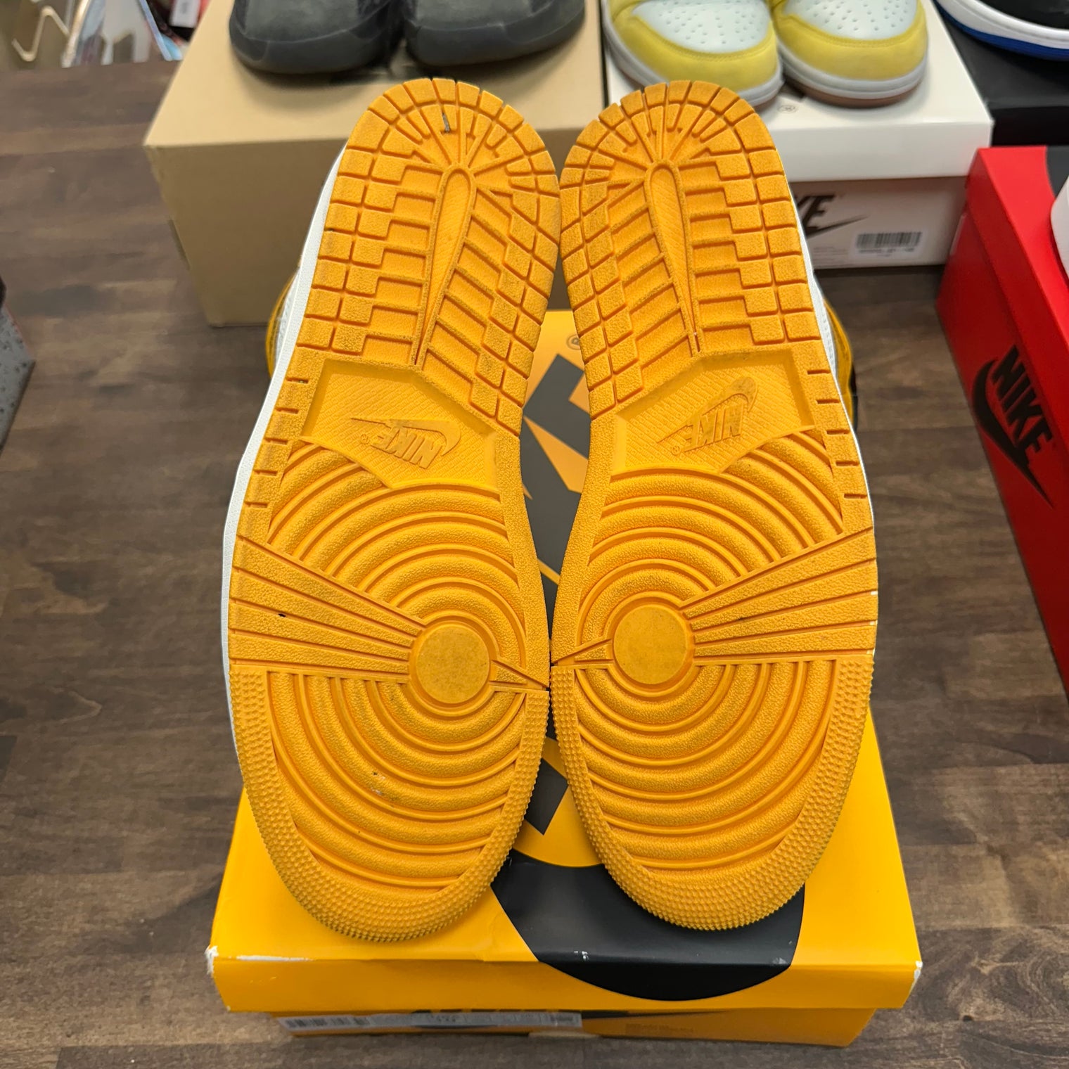 Taxi Yellow Toe Jordan 1 High (USED)