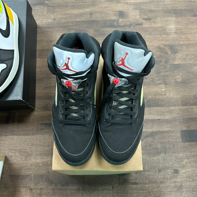 Black Metallic Jordan 5 Retro (2016) (USED, No Box)
