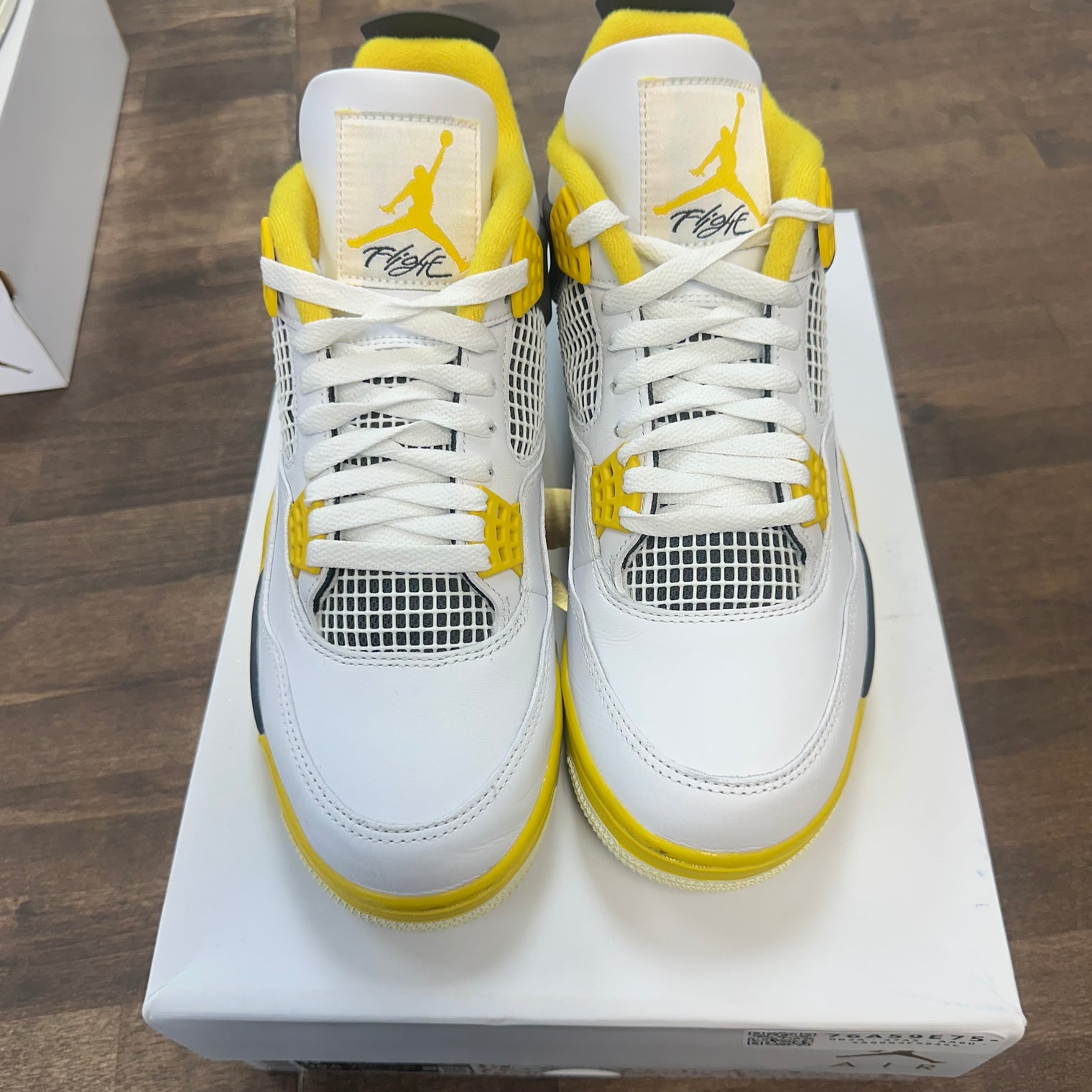 Vivid Sulphur Jordan 4 (W) (USED)