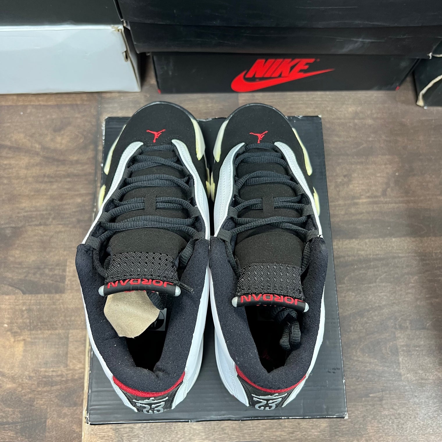 (GS) Black Toe Jordan 14 (USED)