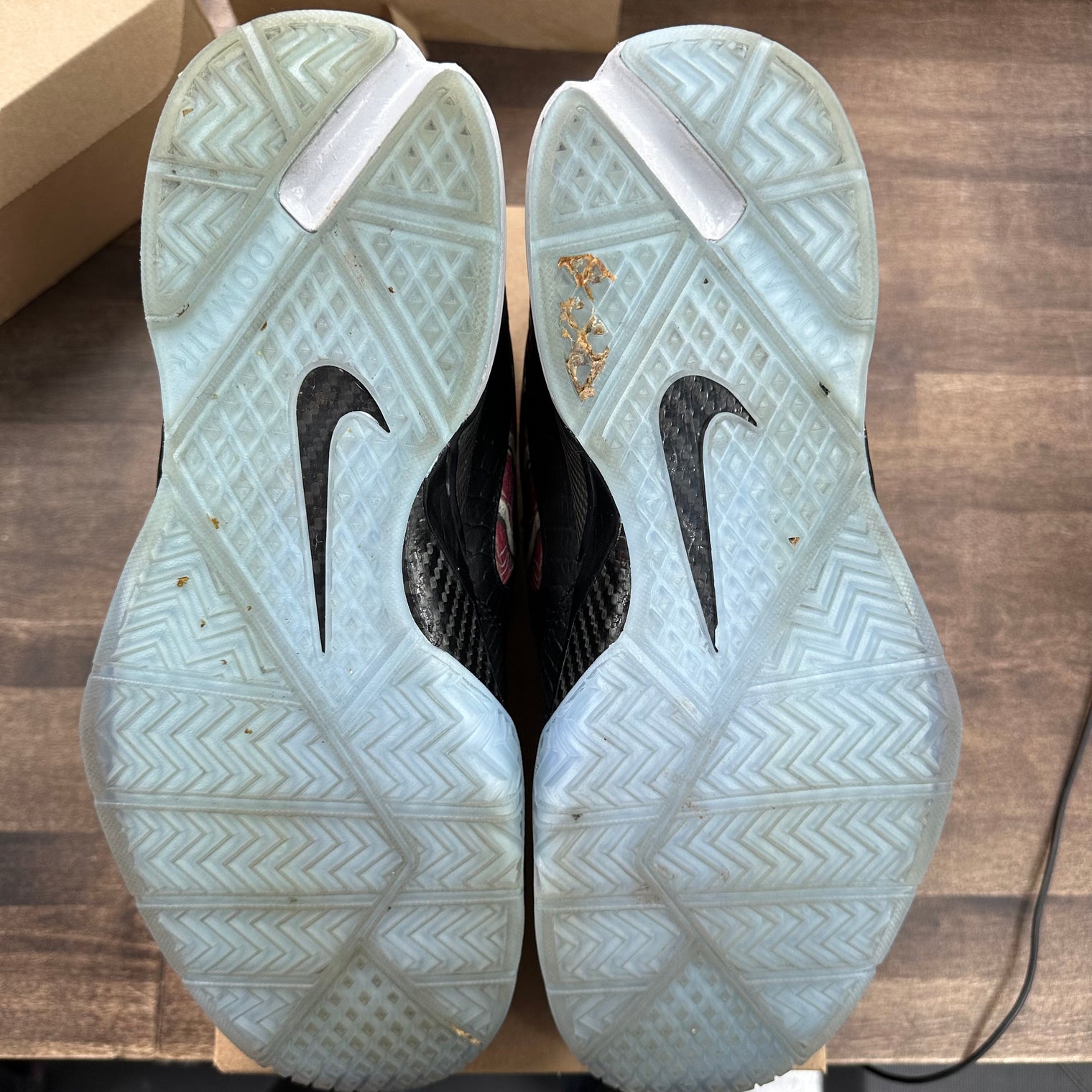 Nike Zoom Kobe 1 Prelude (USED, No Box)