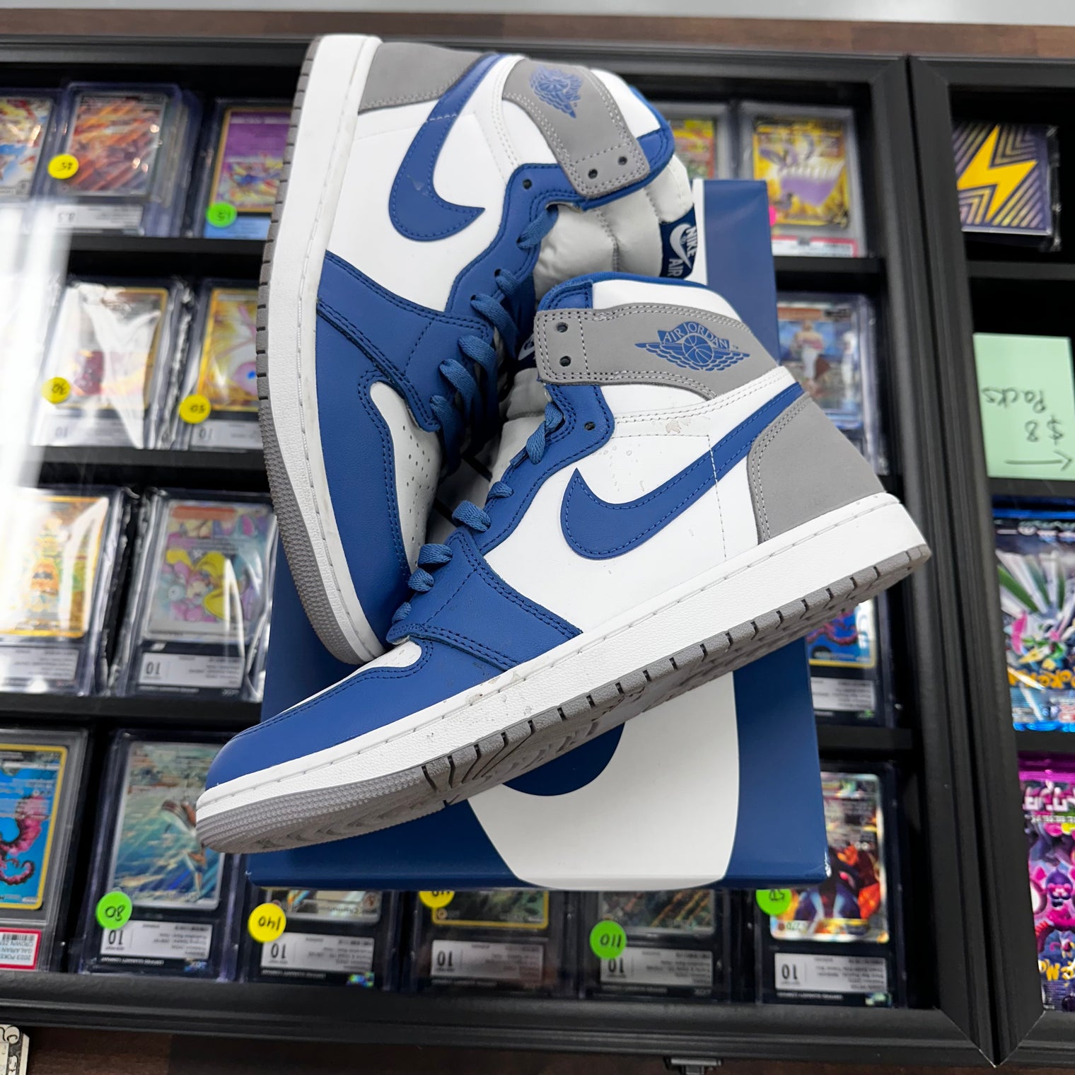 True Blue Jordan 1 High (USED)
