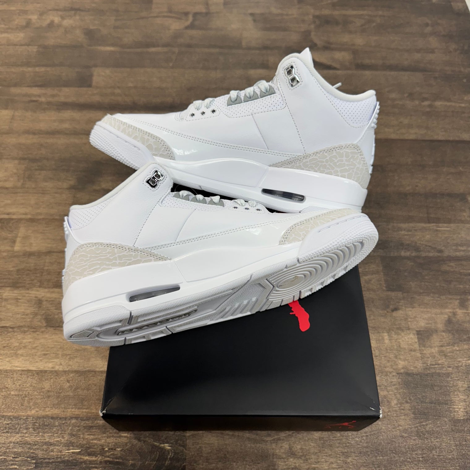 Pure Money Jordan 3 Retro (Lightly Worn)