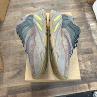 Mauve Yeezy 700 V1 (USED,No Box)