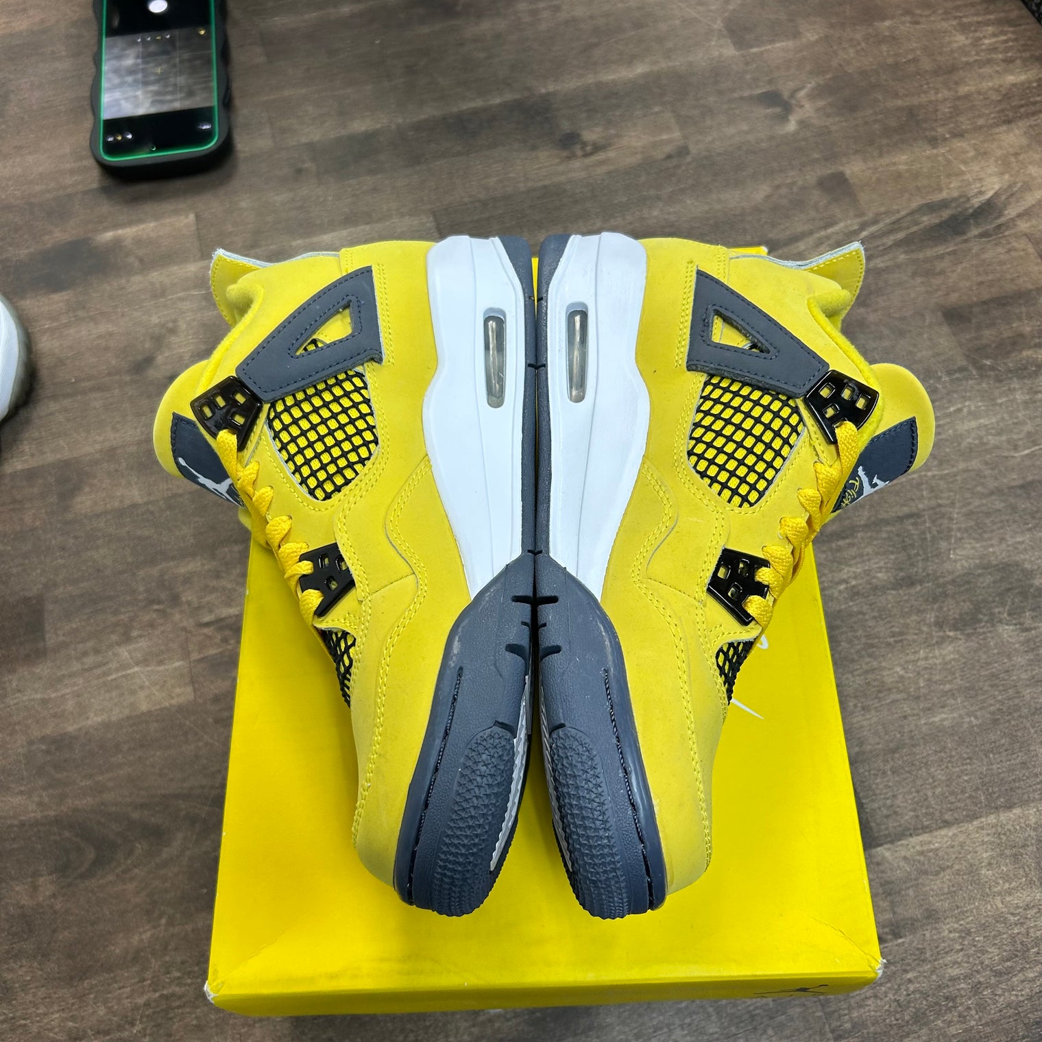 Lightning Jordan 4 Retro (GS) (Lightly Worn)