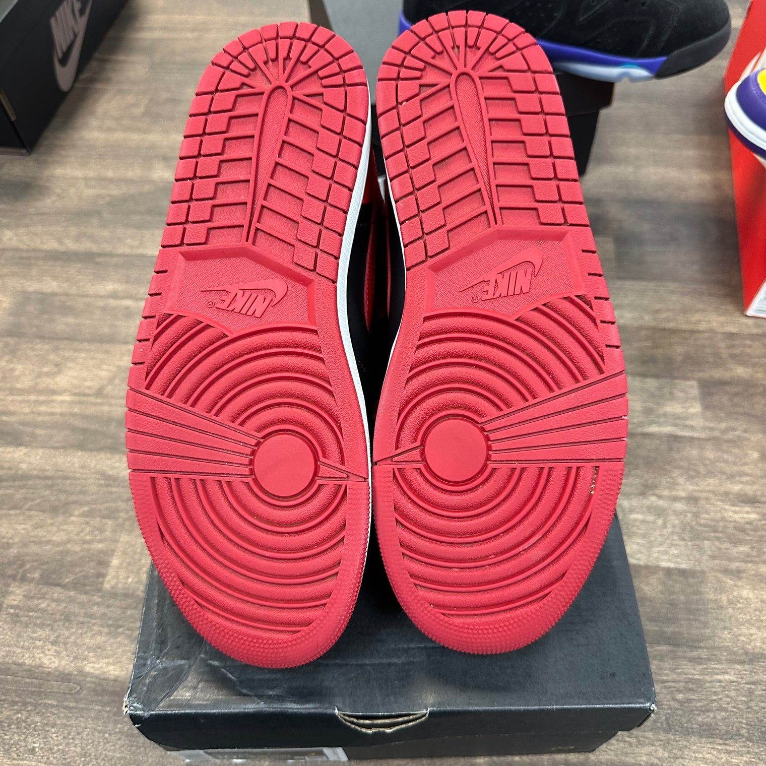 Banned Jordan 1 Mid (2020) (USED)