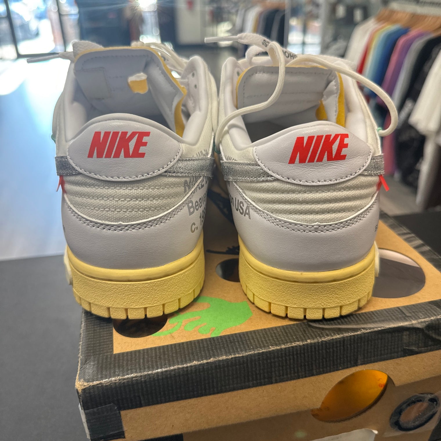 Off-White Nike Dunk Low Lot 1 (USED)