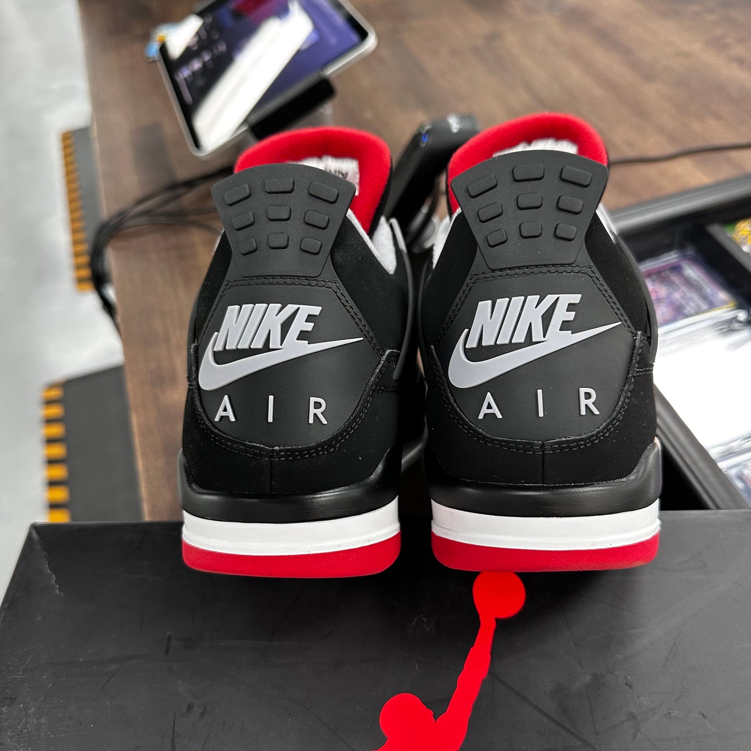 Bred Jordan 4 2019 (Lightly Worn)