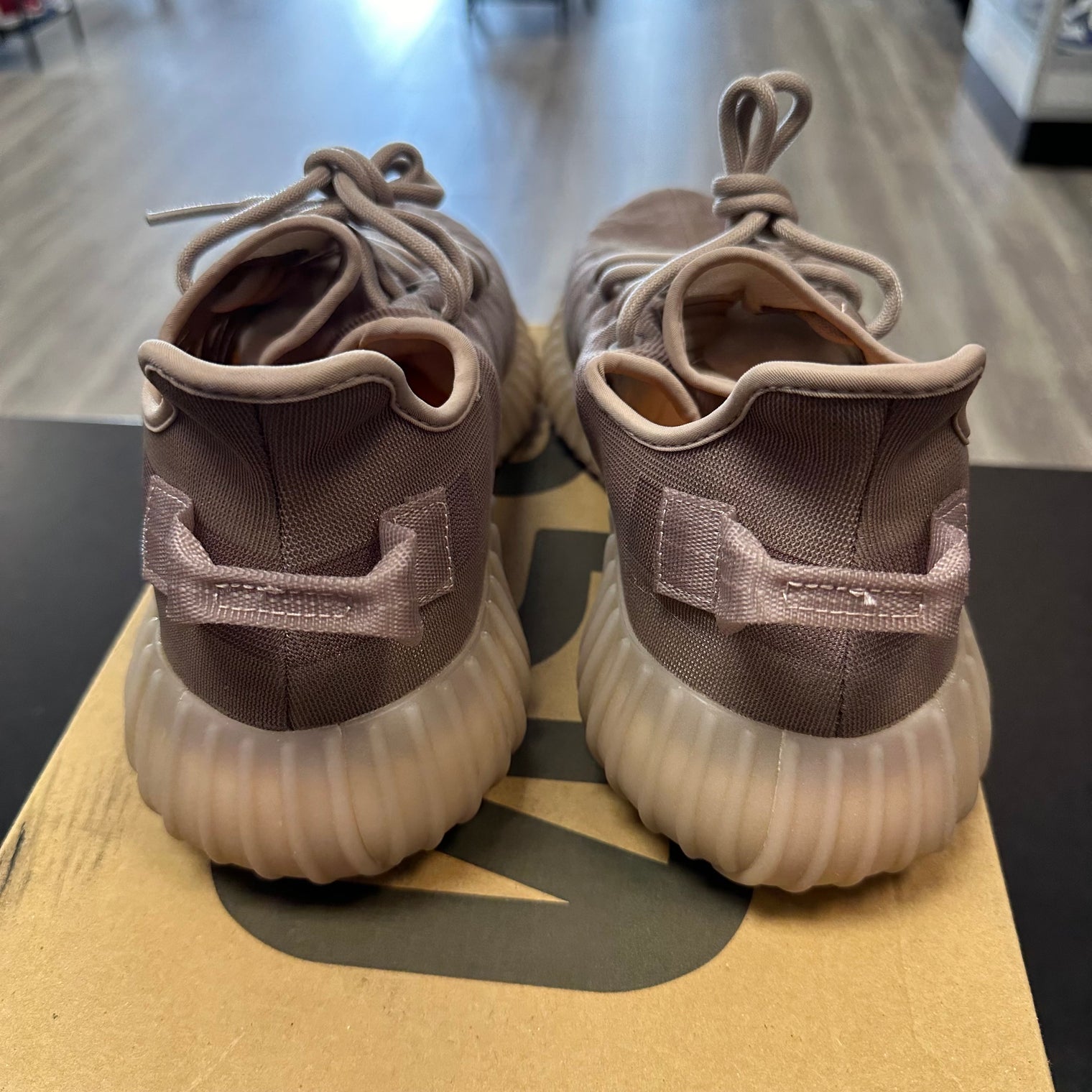 Mono Mist Yeezy Boost 350 V2 (USED)