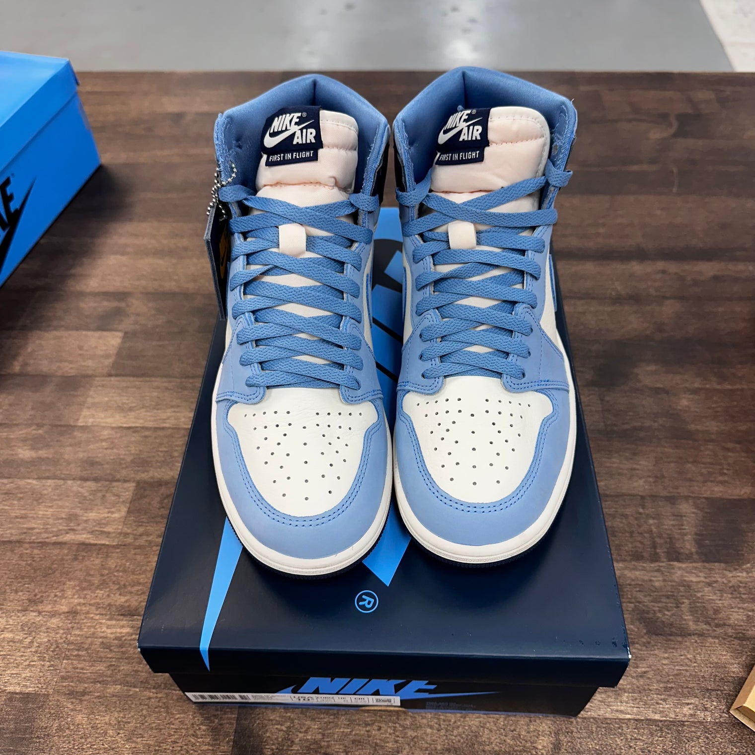 (W) First in Flight Jordan 1 High (USED)