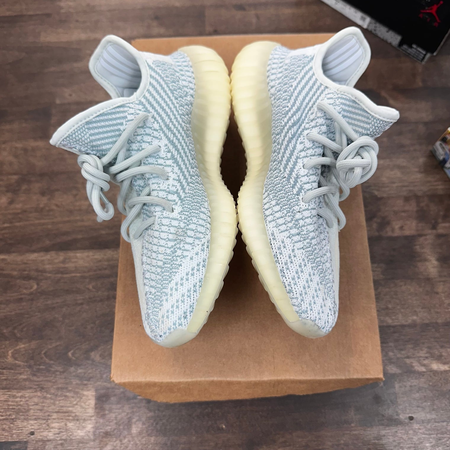 Cloud Yeezy 350 (USED,No Box)