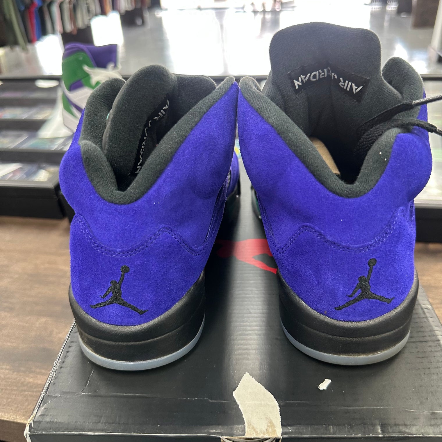 Alternate Grape Jordan 5 (USED)
