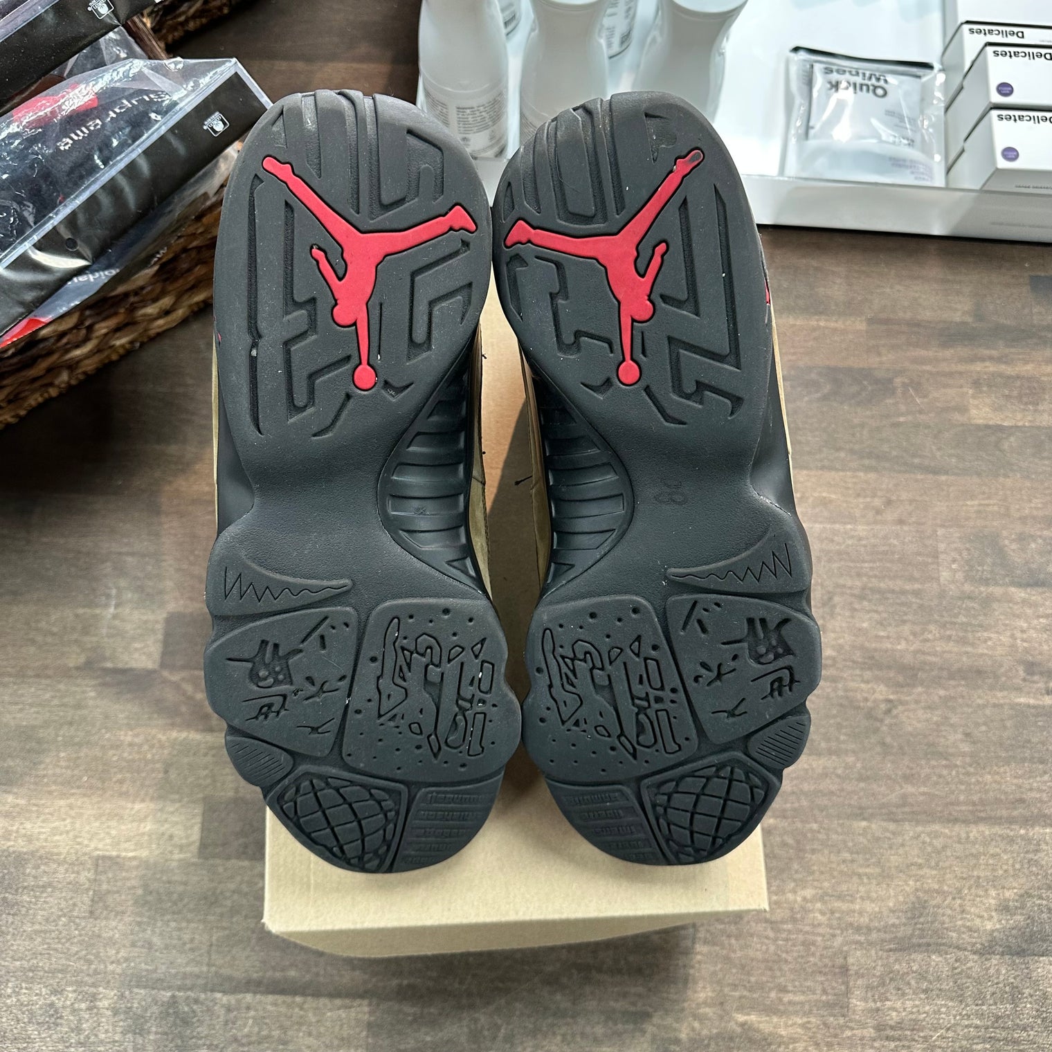 Olive Jordan 9 Retro (USED, No Box)