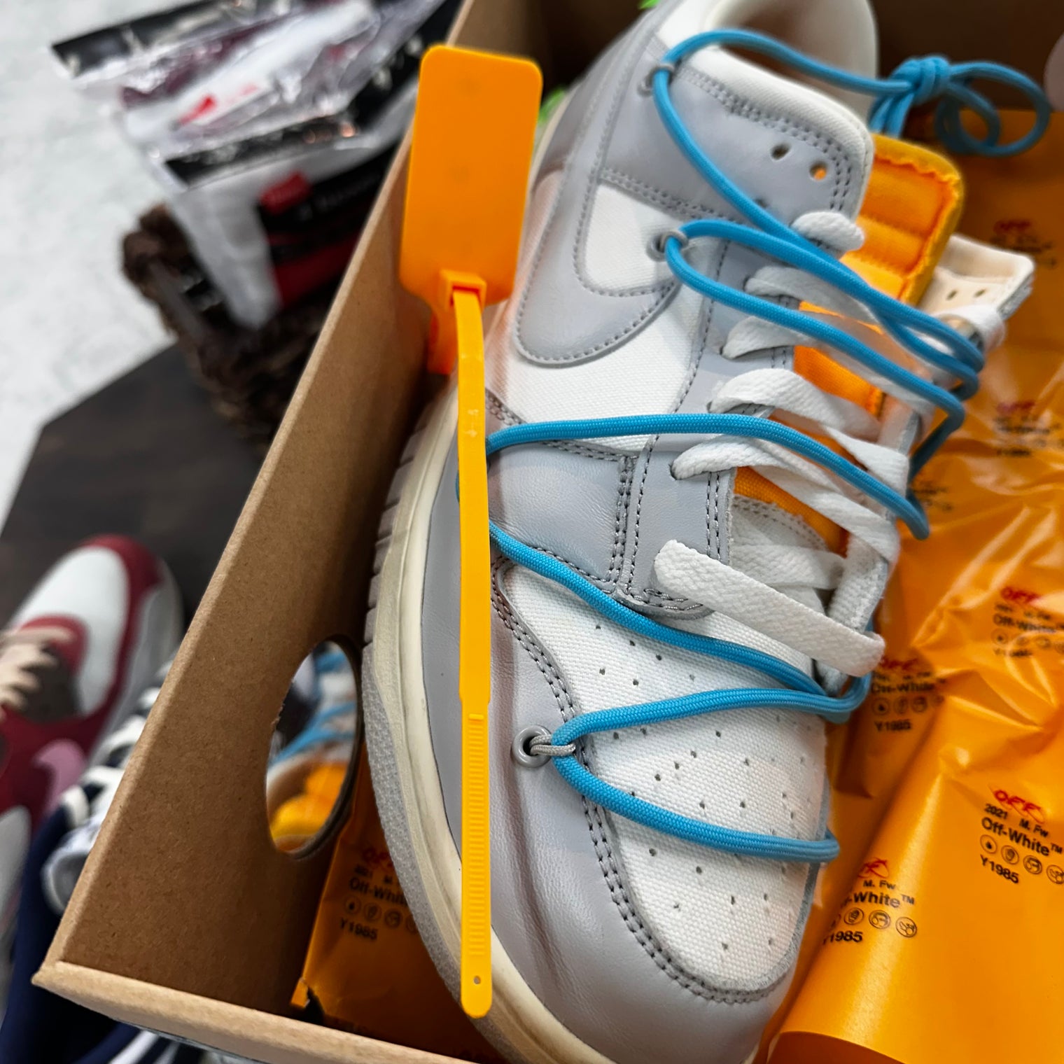 Lot 02 of 50 Off-White Dunk Low (USED)