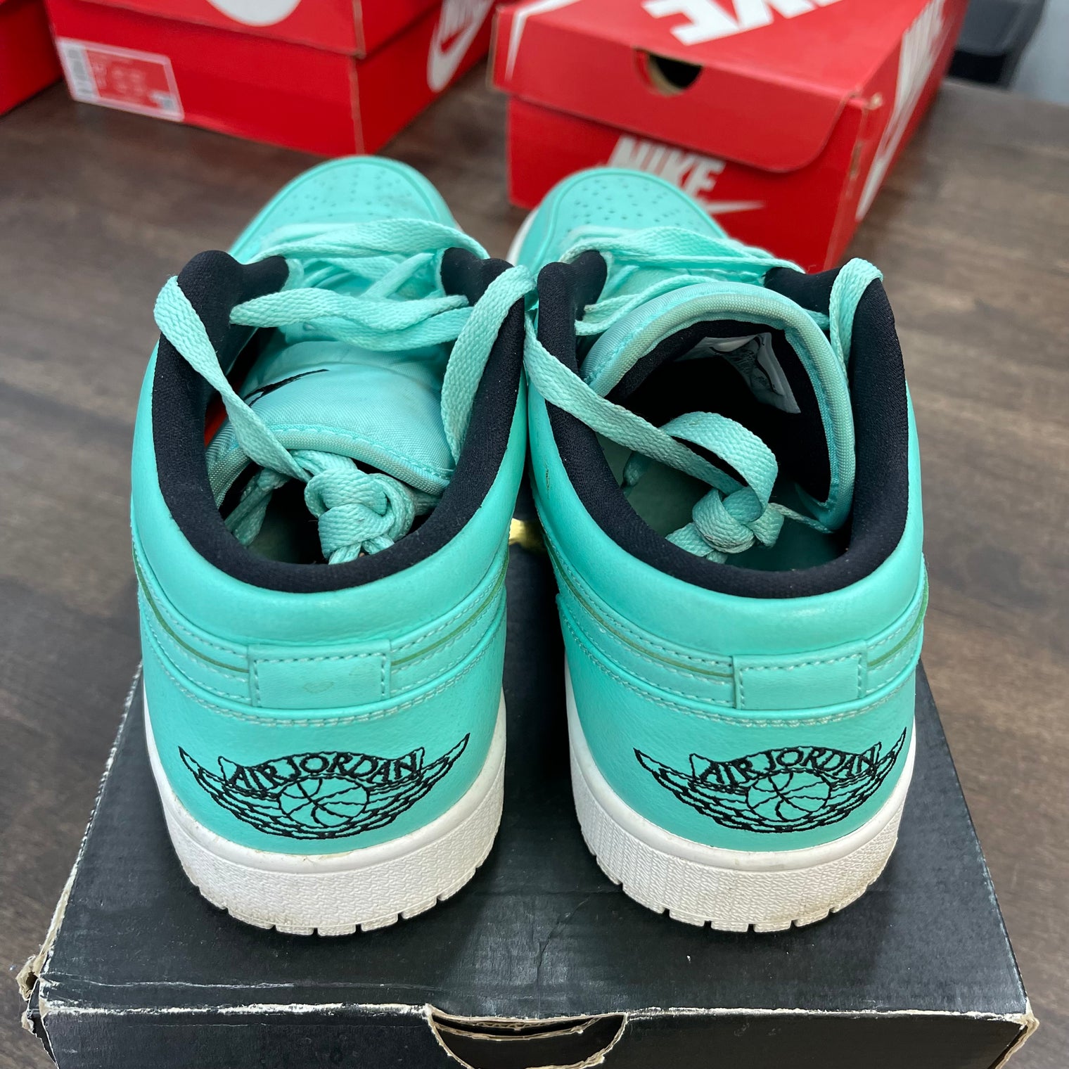 Turquoise Jordan 1 Low (USED)