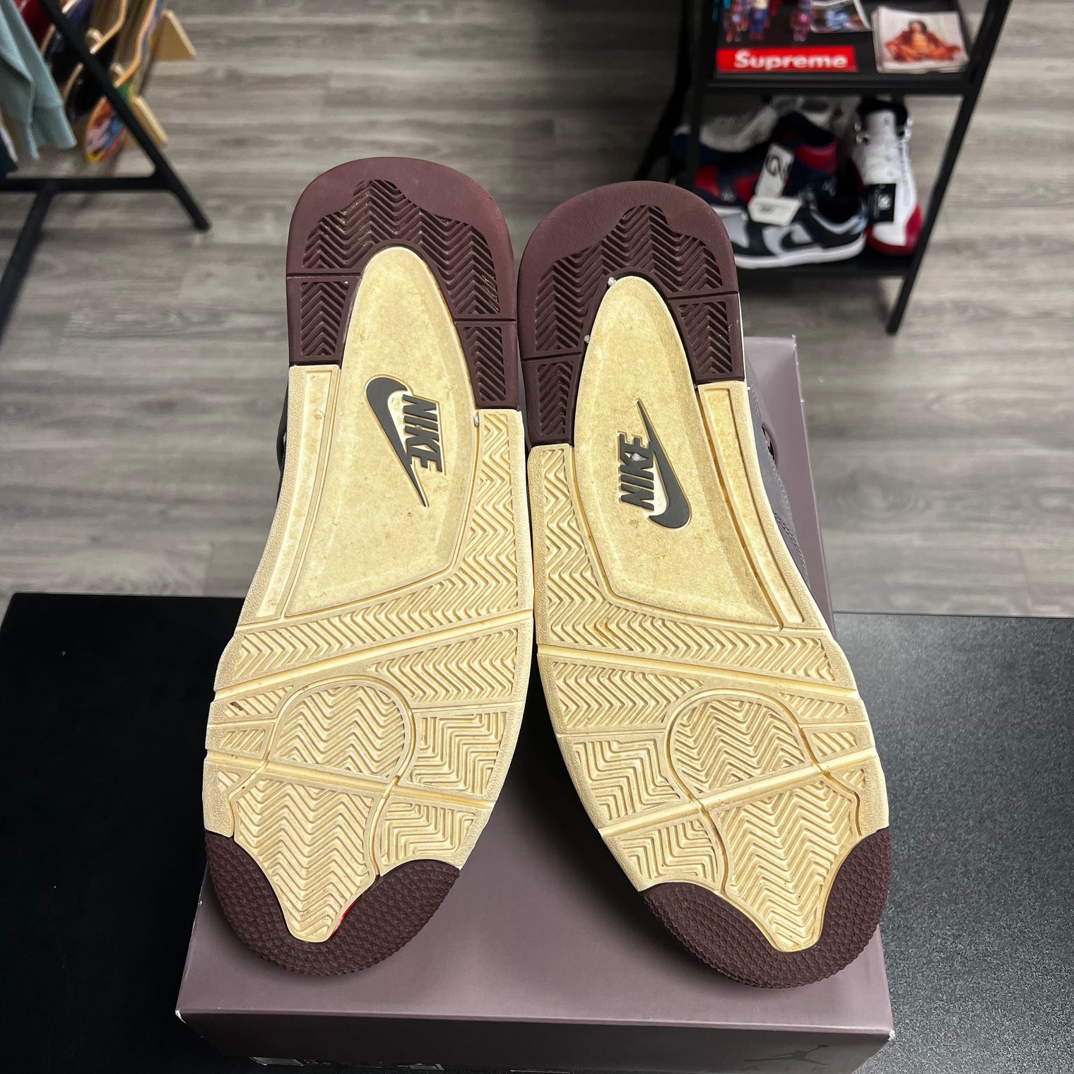 A Ma Maniere Violet 4 Jordan 4 (USED)
