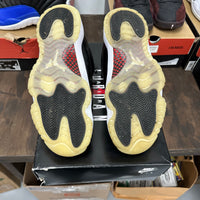 72-10 Jordan 11 Low (USED)