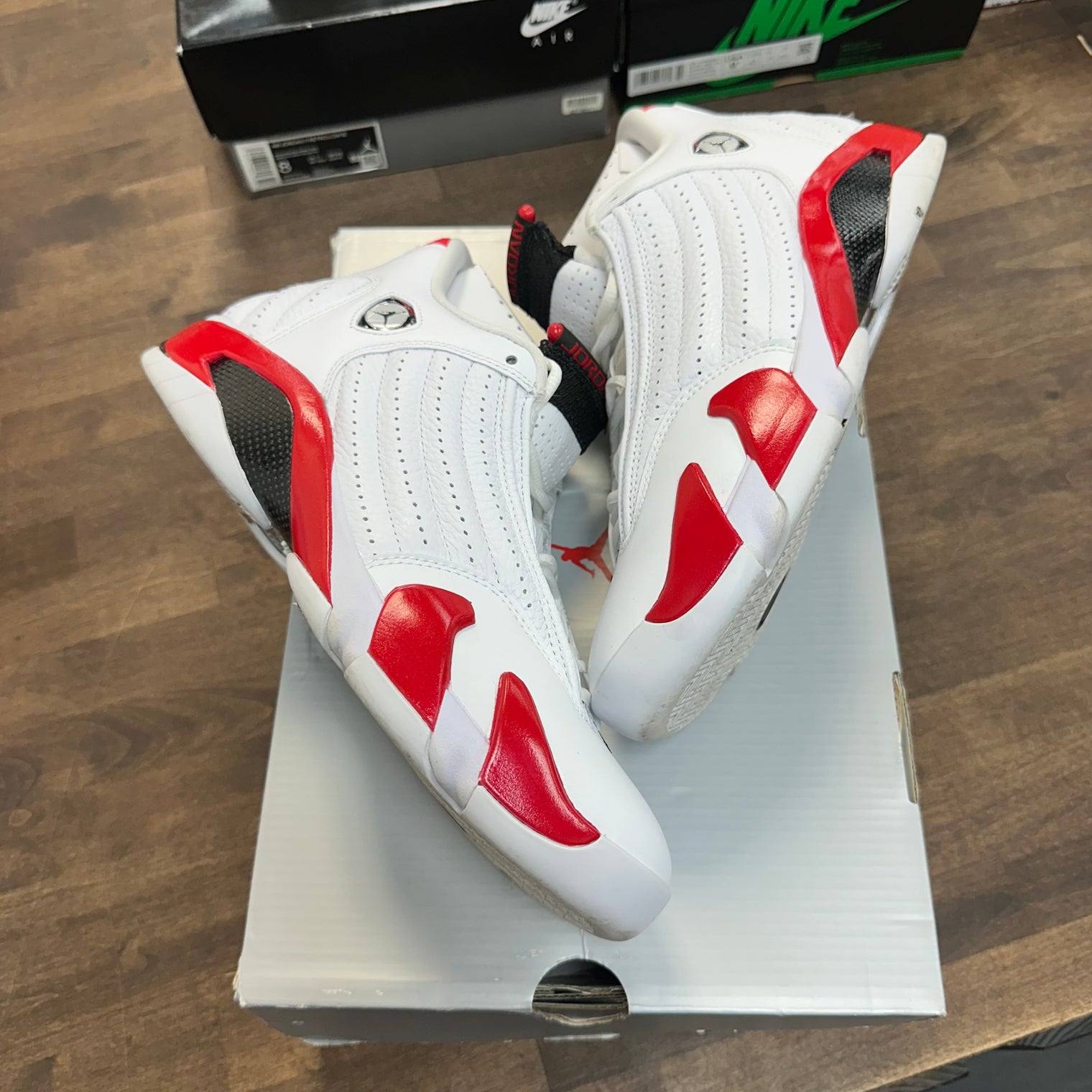 Candy Cane Jordan 14 (USED)