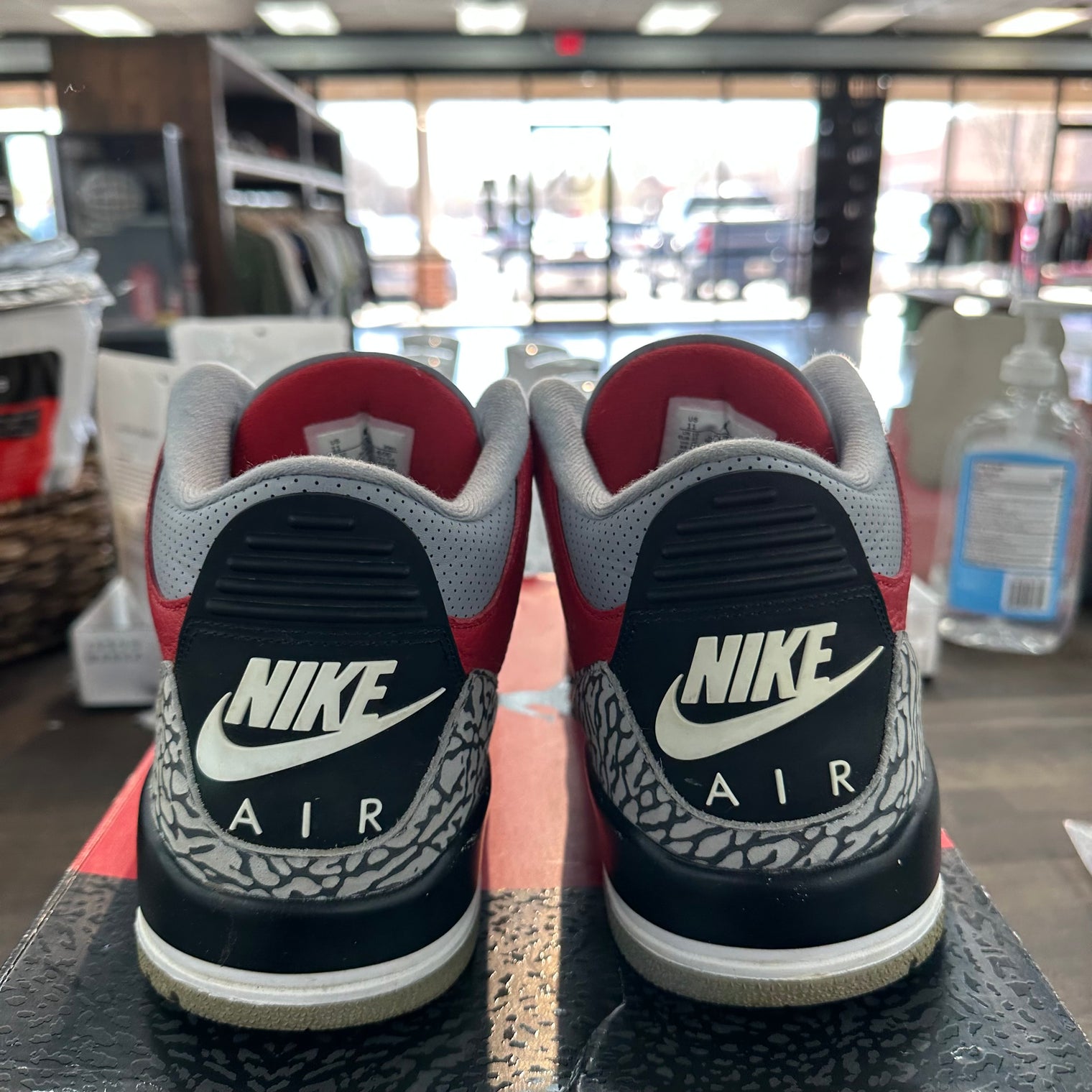Unite Jordan 3 SE (USED)