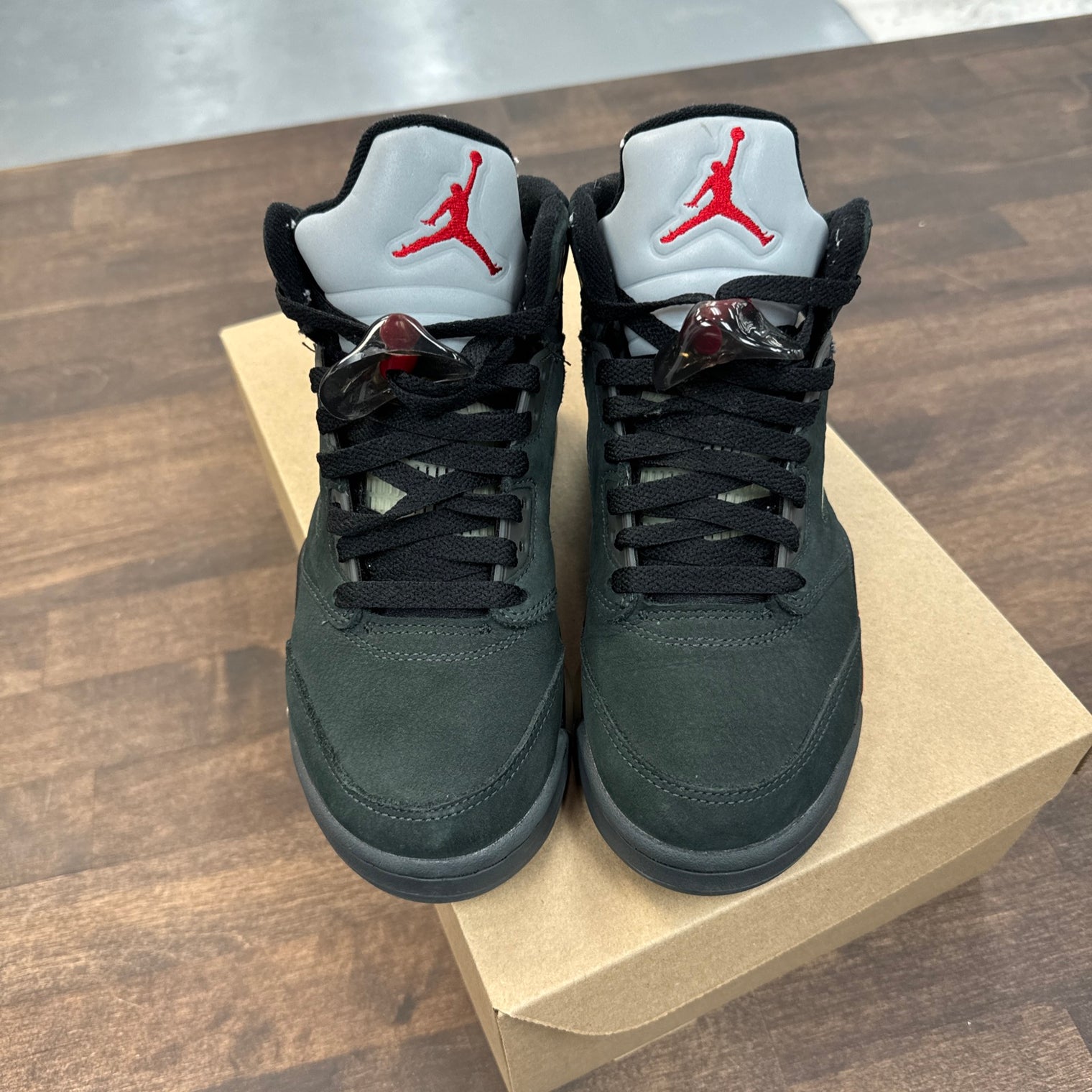 Gore-Tex Off Noir Jordan 5 (W) (USED, No Box)