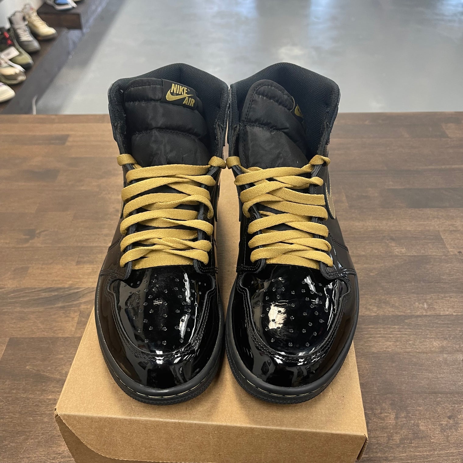Black Metallic Gold Jordan 1 High (USED, No Box)