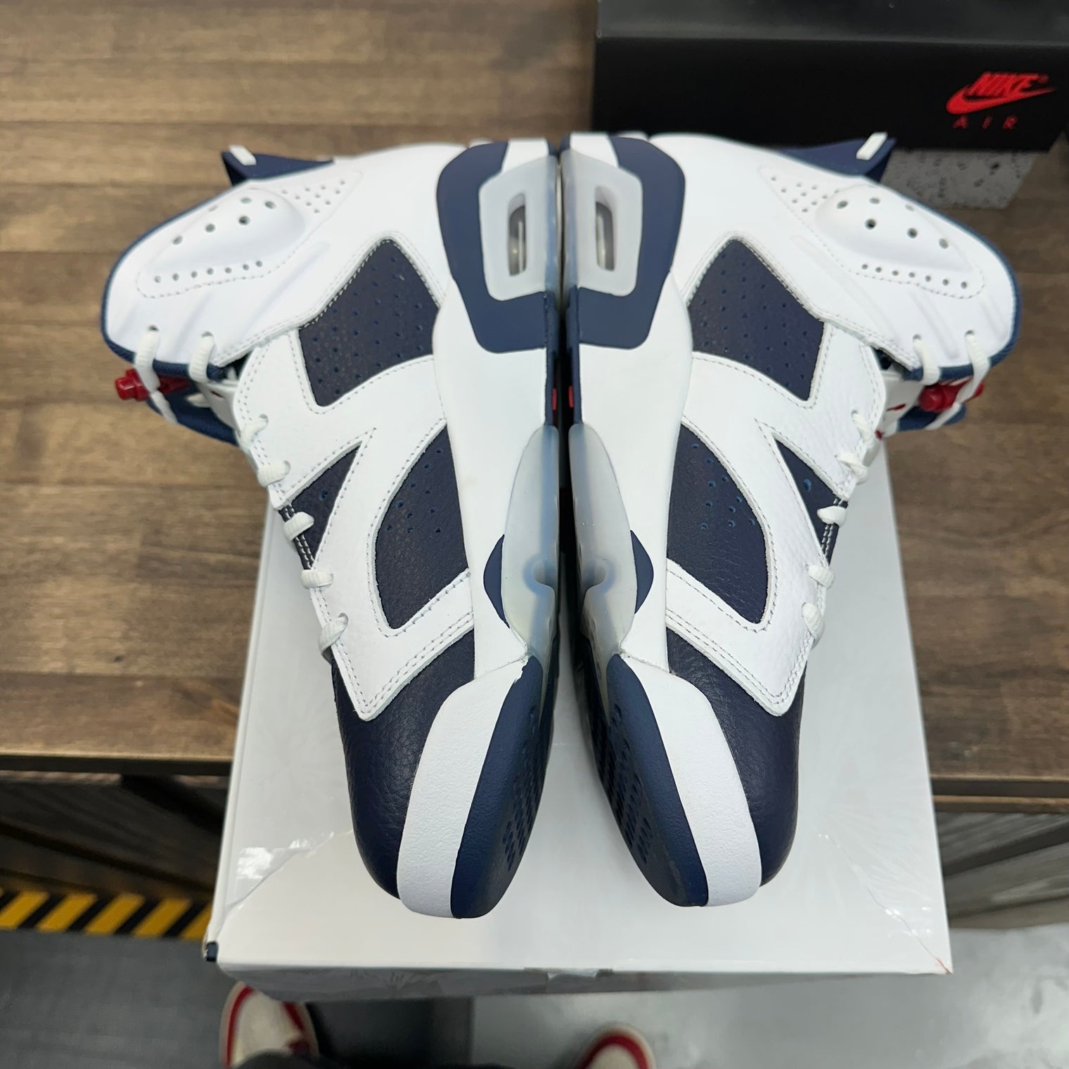 Olympic Jordan 6 Retro (USED)