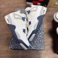 Midnight Navy Jordan 4 Retro (USED)