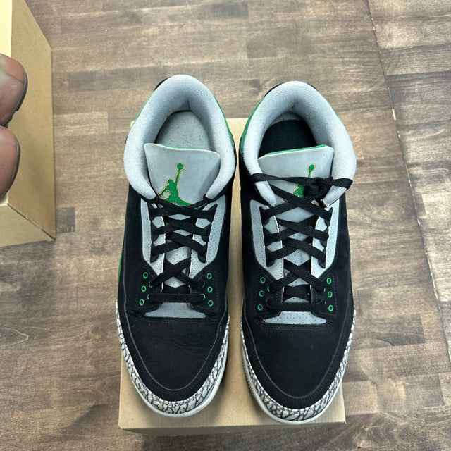 Pine Green Jordan 3 Retro (USED, No Insoles, No Box)