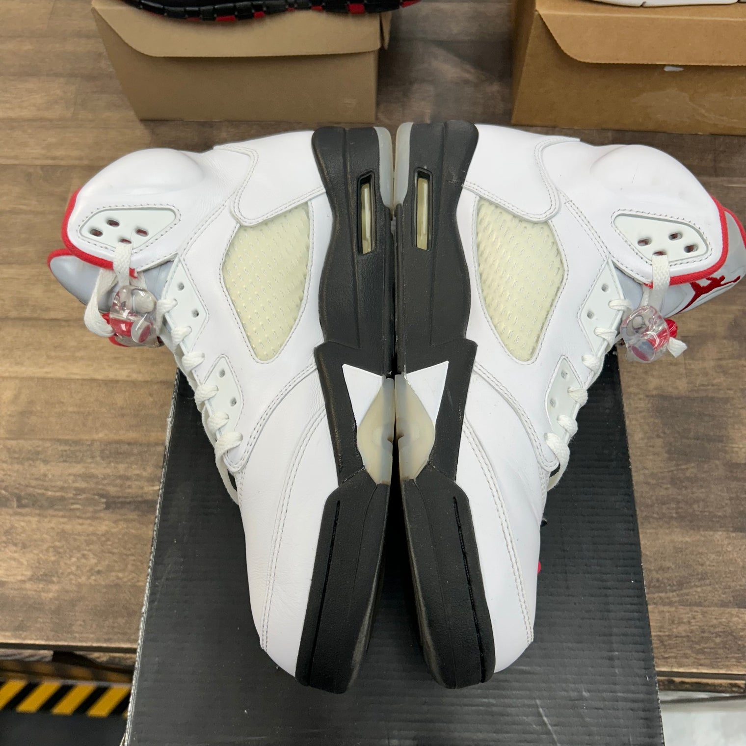 Fire Red Jordan 5 (2020) (USED)